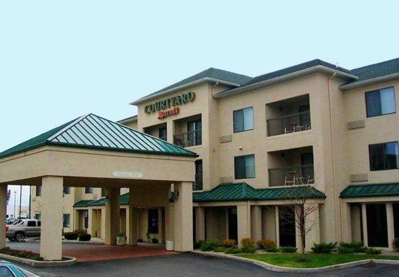 Courtyard By Marriott Dayton North Hotel Buitenkant foto